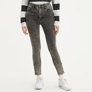 Levi's Mile High Super Skinny Ankle Button Hem - Acid Wash Black - Size 31